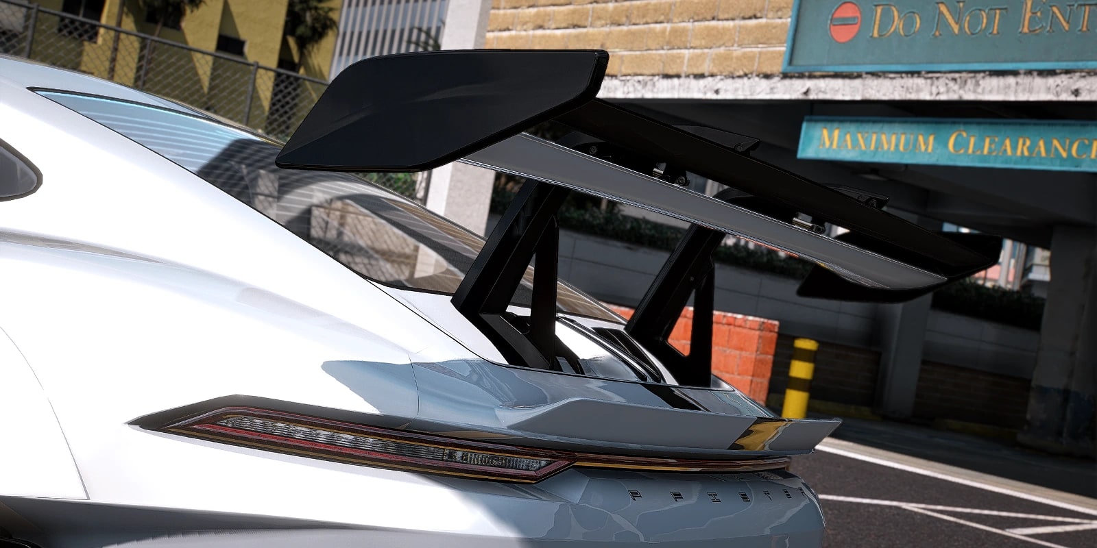 Pfister Comet Urbex WB image 4